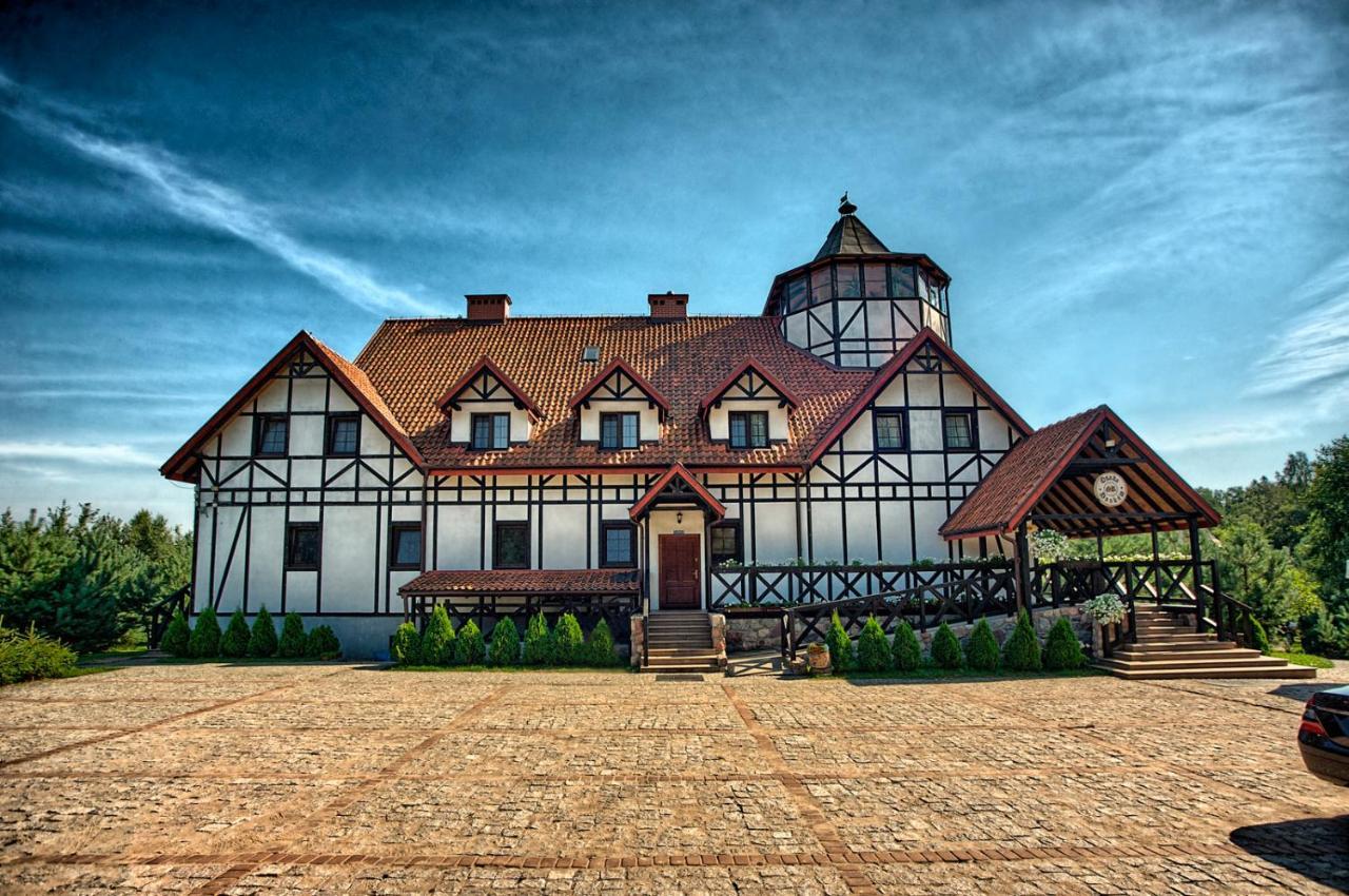Osada Dankow Hotel Milomlyn Exterior photo